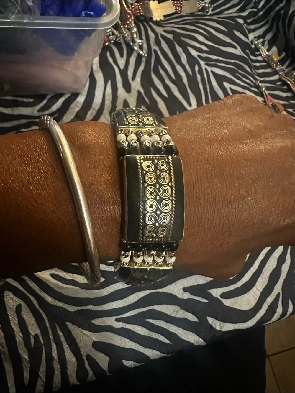 Tibetan onyx black chunky link bracelet 8 inch RARE